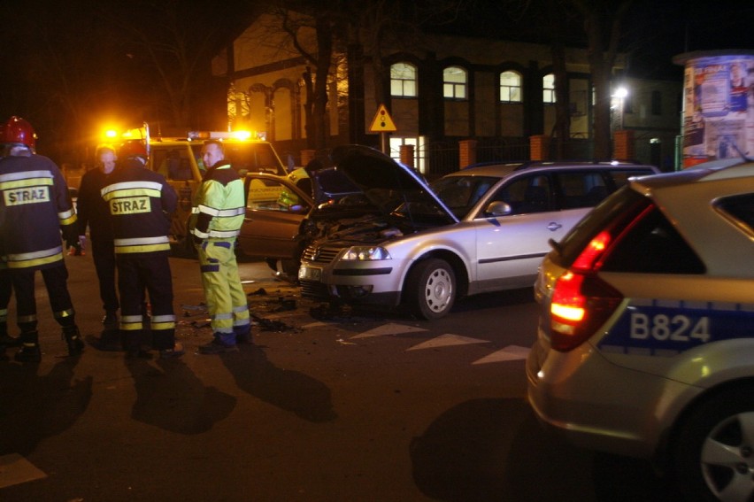 Wypadek na ulicy Chojnowskiej w Legnicy (ZDJĘCIA)