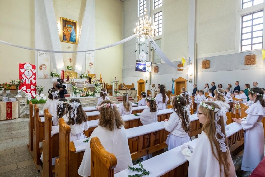 Pierwsza Komunia Święta 2023 w parafii Najświętszej Maryi...