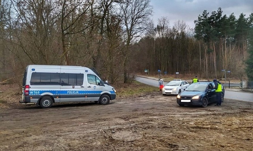 KPP Stargard. Policjanci ze Stargardu i Szczecina kontrolowali kierowców przejeżdżających przez Grzędzice