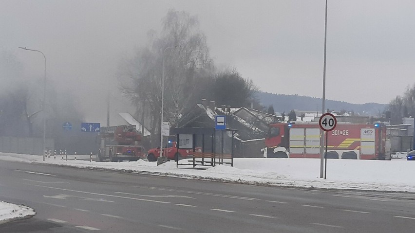 Pożar domu przy ulicy Dymińskiej w Kielcach. Właściciel zdołał w porę uciec