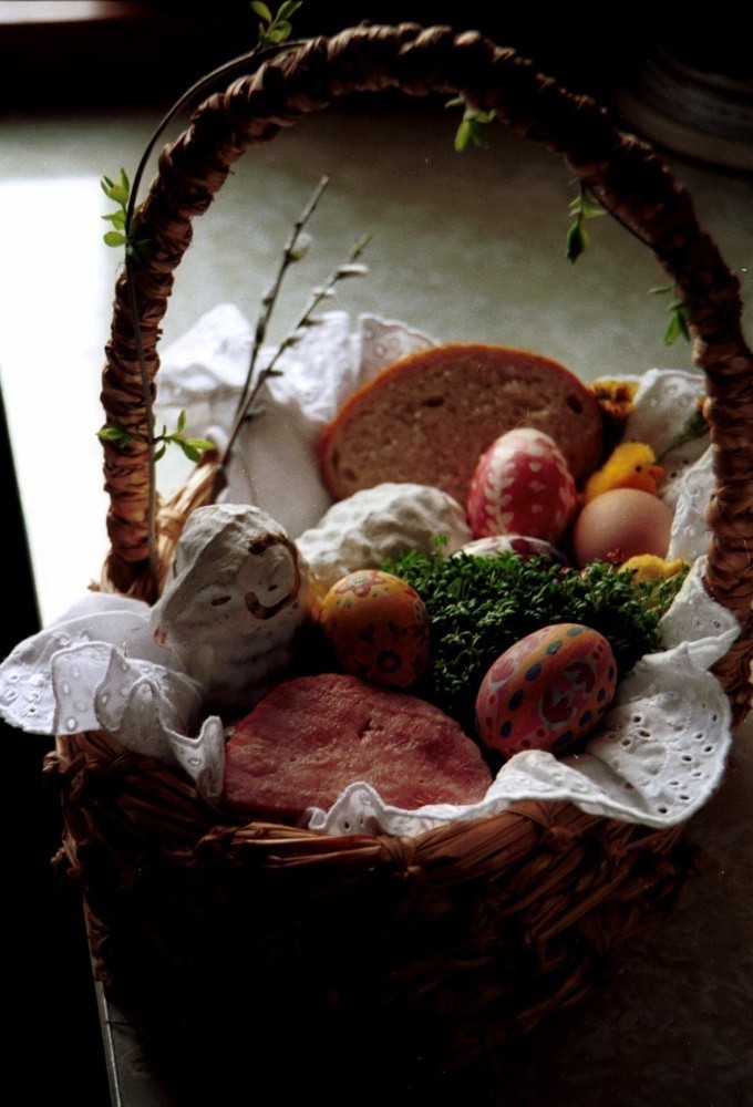 Wielkanoc 2013 na Pomorzu: Koszyk wielkanocny. Święcenie pokarmów w Wielką Sobotę. Przyślij zdjęcie!