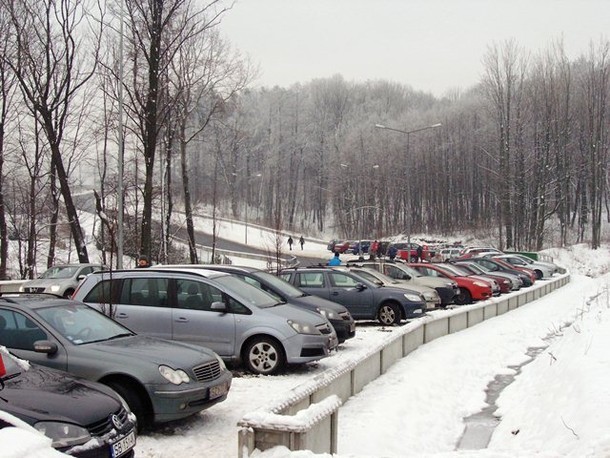 Jak zabezpieczyć samochód przed kradzieżą? Policja...