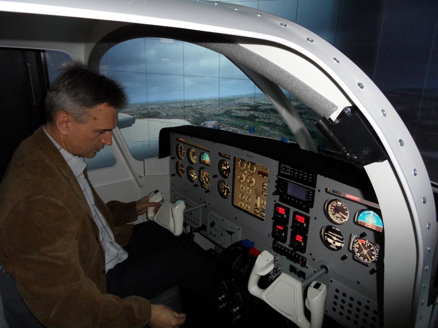 Na Politechnice Śląskiej znajdziesz najnowocześniejszy sprzęt do szkolenia pilotów