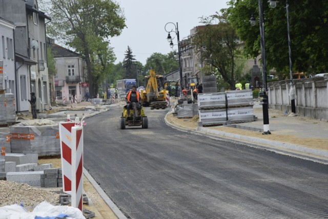 Wpływy samorządów naszego regionu mocno stopniały w okresie pandemicznego kryzysu. Dochody budżetu Skierniewic obniżyły się o 5 mln zł w kwietniu i marcu w porównaniu z tym samym okresem roku ubiegłego. Pozostaje tylko ograniczać wydatki.