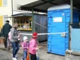 Puławy: Toaleta wita, odwiedzających targ przy ul. Norwida
