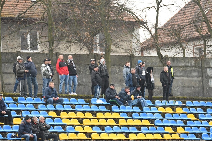 Czarni Żagań podejmowali na własnym stadionie przy ulicy...
