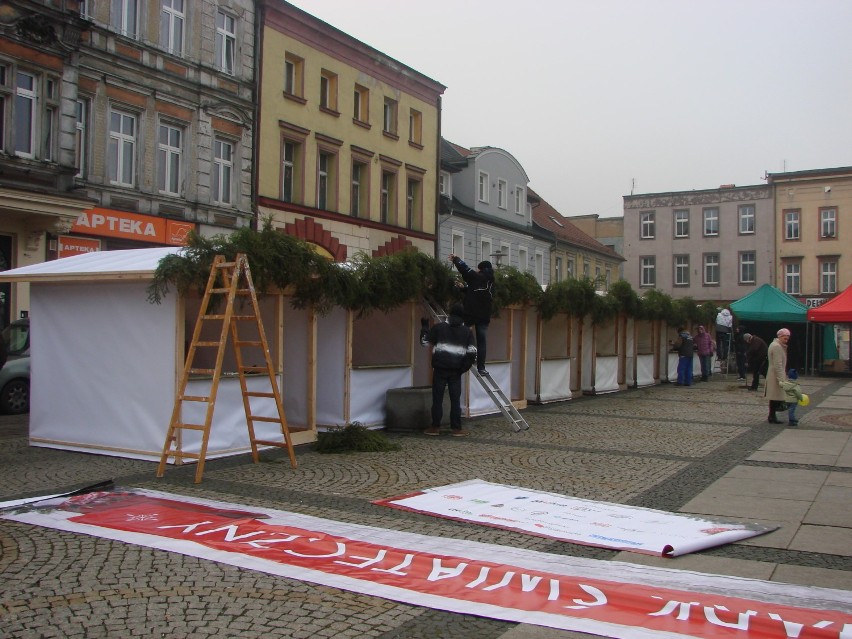 Jarmark świąteczny [2014] w Mysłowicach w sobotę. jBędą smakołyki, kolędy, ozdoby, Mikoła [ZDJĘCIA]