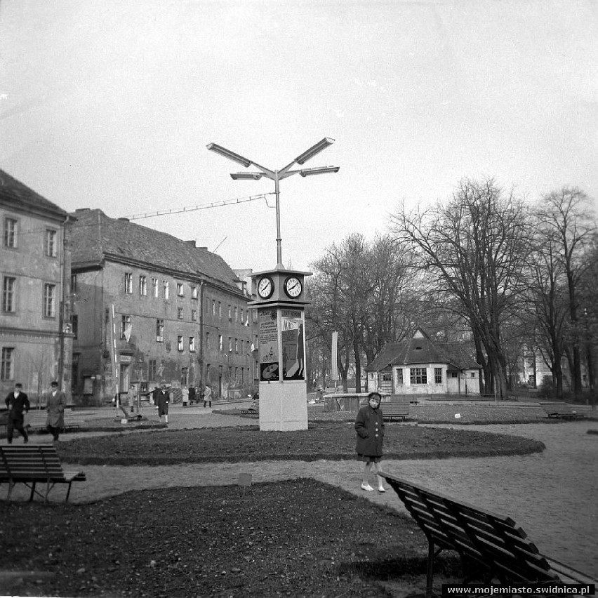 Plac św. Małgorzaty był do 1992 roku placem Włodzimierza Lenina. Zobacz stare zdjęcia