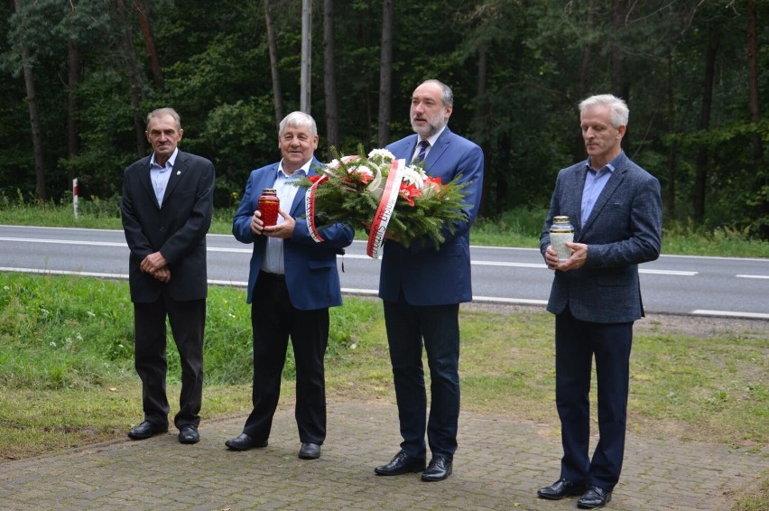 101 lat temu bolszewicy zamordowali pięciu mieszkańców gminy Suchowola. Obecne władze oddały im cześć