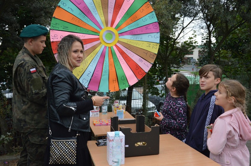 Piknik charytatywny "Wspieramy Nelę" w Piotrkowie