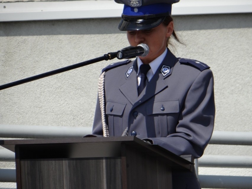 Święto Policji 2013 w Radomsku - uroczysty apel przed KPP