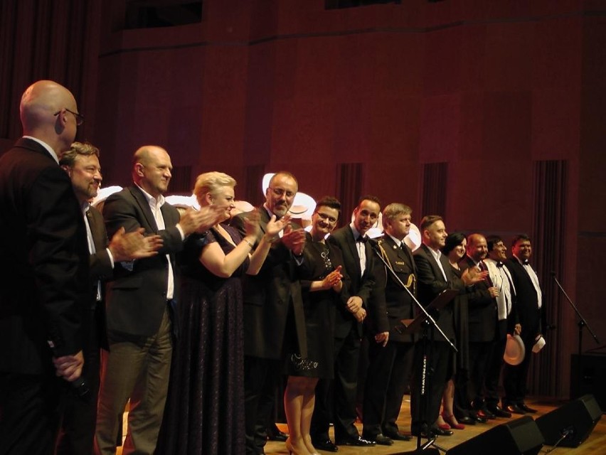 Śpiewali charytatywnie w Filharmonii Opolskiej