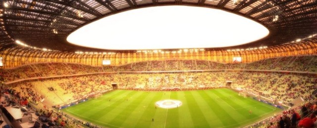 Piękny gdański stadion tuż przed meczem.