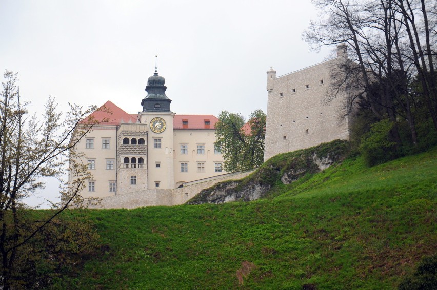 Zamek Pieskowa Skała otwarty po remoncie [DUŻO ZDJĘĆ]