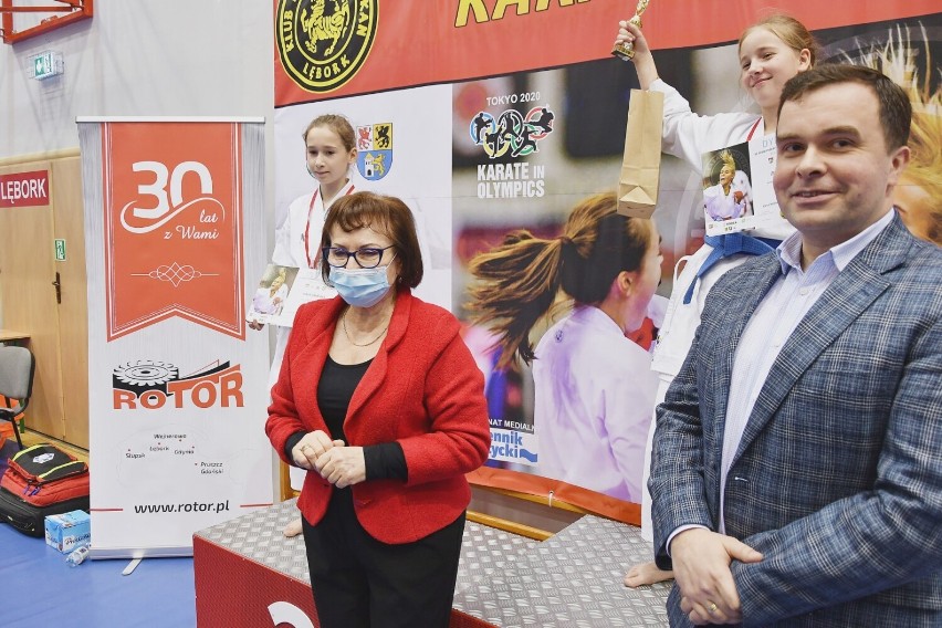 Lębork. Starosta i burmistrz otworzyli VII Grand Prix Karate WKF