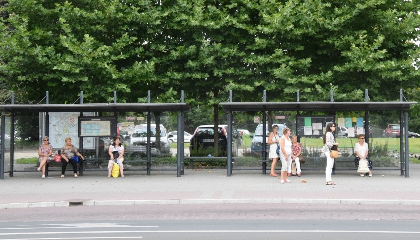 Z przystanku w centrum Oświęcimia już nie odjeżdżają busy w...