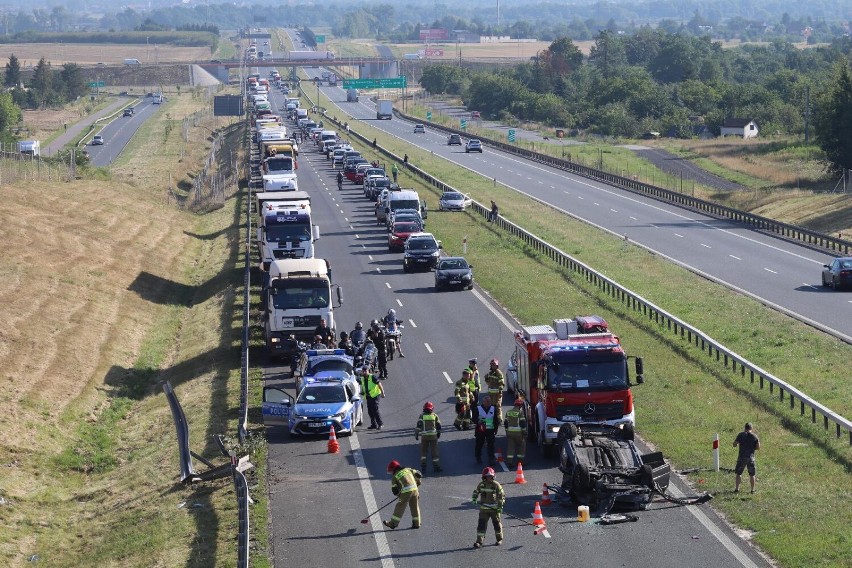 Wypadek na drodze ekspresowej S3 na wysokości Legnicy, zobaczcie zdjęcia