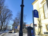 Od 22 stycznia 2024 więcej parkometrów w Wałbrzychu. Pięć nowych ulic w strefie płatnego parkowania. Które to?
