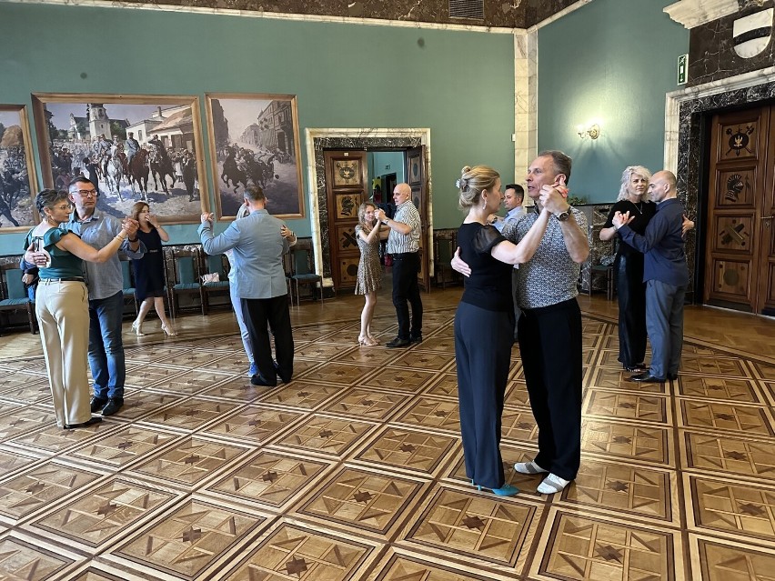 Tańczyli argentyńskie tango w Wojewódzkim Domu Kultury w Kielcach. Było ogniście i romantycznie. Potem piękny koncert szlagierów. Zdjęcia
