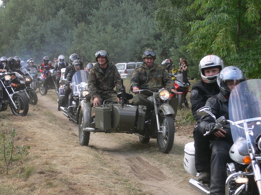 Motocykliści zjechali do Konopnicy i Wielunia [ZDJĘCIA]