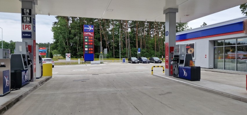 Atrakcyjne promocje na otwarcie nowej stacji paliw MOYA w Dywitach