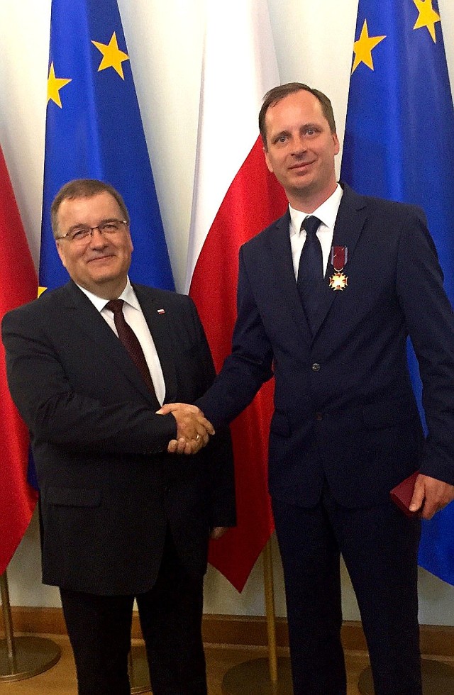 Na zdjęciu (od lewej):  Andrzej Dera - Sekretarzem Stanu w Kancelarii Prezydenta RP i Krzysztof Frankenstein, burmistrz Sławna