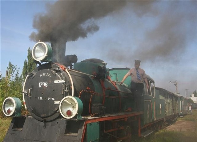 W 2009 ostatnia lokomotywa i wagony kolejki trafiły do muzeum w Sochaczewie
