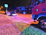 POWIAT WSCHOWSKI. Zderzenie dwóch pojazdów w Sławie. Kobieta trafiła do szpitala [ZDJĘCIA]