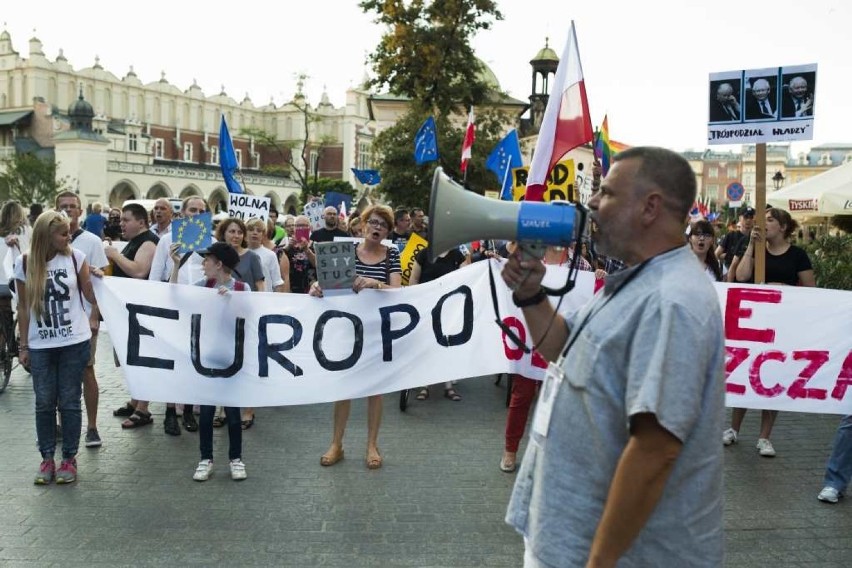 Przez Kraków przeszedł marsz w obronie niezawisłości sądów