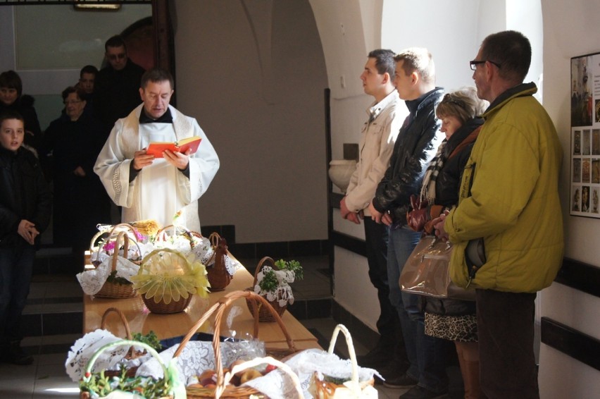 Wielkanoc Radomsko 2015: Święcenie pokarmów