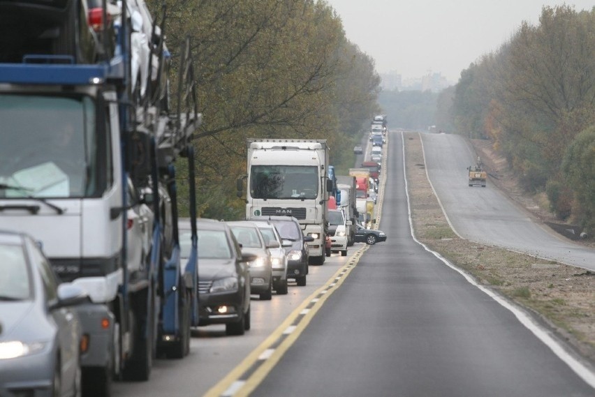 Dzięki wsparciu z UE od 2018 roku dąbrowianie mogą m.in....