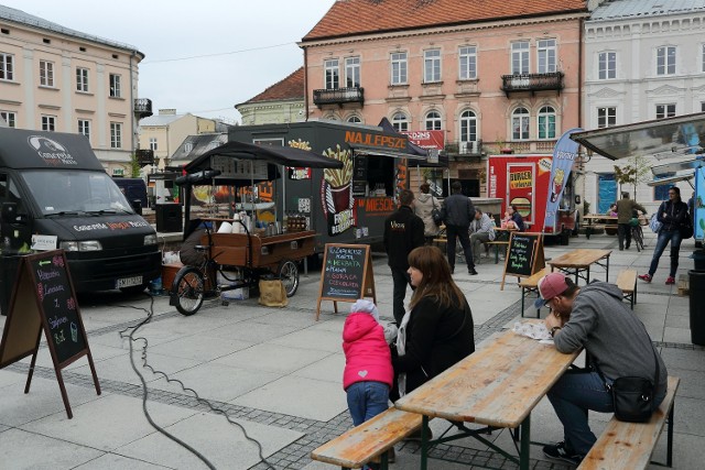 Zlot foodtrucków w Rynku Trybunalskim