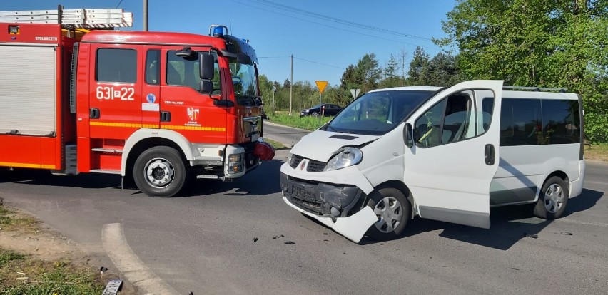 Gmina Wągrowiec. Wypadek z udziałem dwóch aut w Bartodziejach. Poszkodowane dziecko trafiło do szpitala 