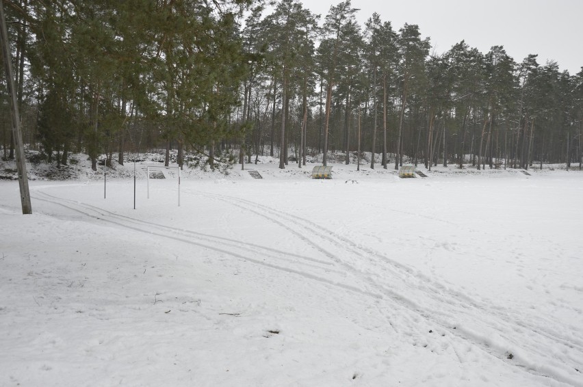 Boisko sportowe w Mikołajkach Pomorskich