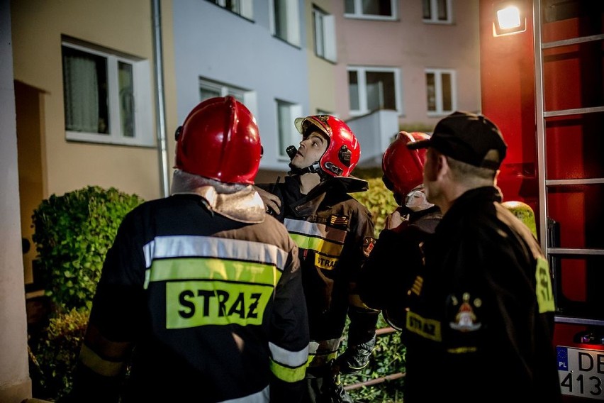 Pożar na ulicy Basztowej na Podzamczu w Wałbrzychu