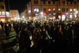 Olbrzymi protest w Legnicy po wyroku Trybunału Konstytucyjnego [ZDJĘCIA]