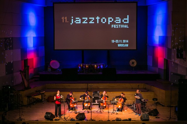 Jazztopad ruszył awangardowo. Grali: Nate Wooley Quintet, Festival Cello Ensemble: Wojciech Fudala, Tomasz Daroch, Jan Skopowski, Agnieszka Kołodziej, śpiewała Megan Schubert.