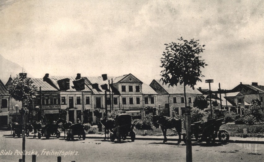 Miasto Ignacego Kraszewskiego. Jak wyglądała Biała Podlaska na początku XX wieku? Zobacz archiwalne zdjęcia placu Wolności