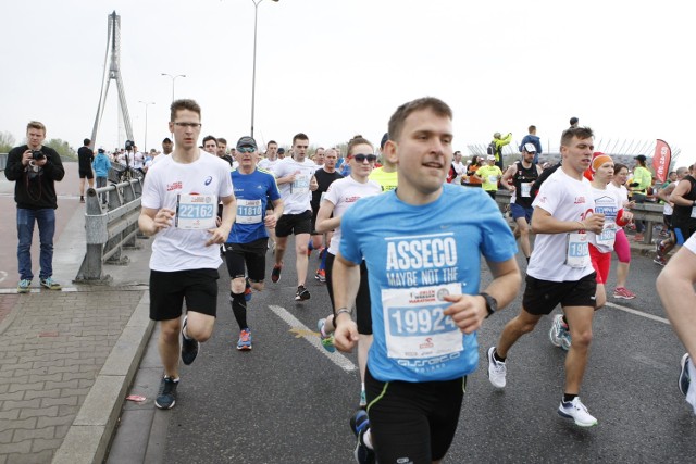 Orlen Warsaw Marathon 2015: Bieg Oshee na 10 km [galeria 1]