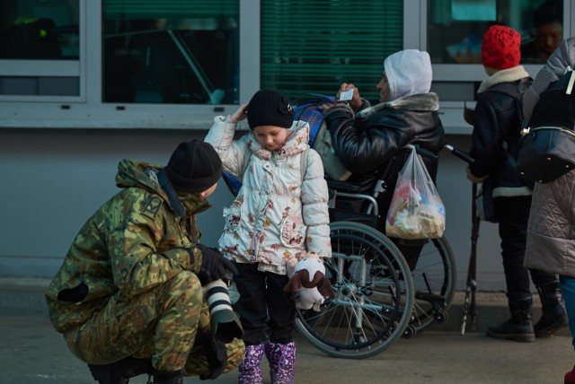 Do Polski wciąż przybywają kolejne grupy uchodźców z Ukrainy