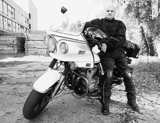Łódzki taksówkarz Jan Guzicki sprowadził sobie pościgowy motocykl policji amerykańskiej
