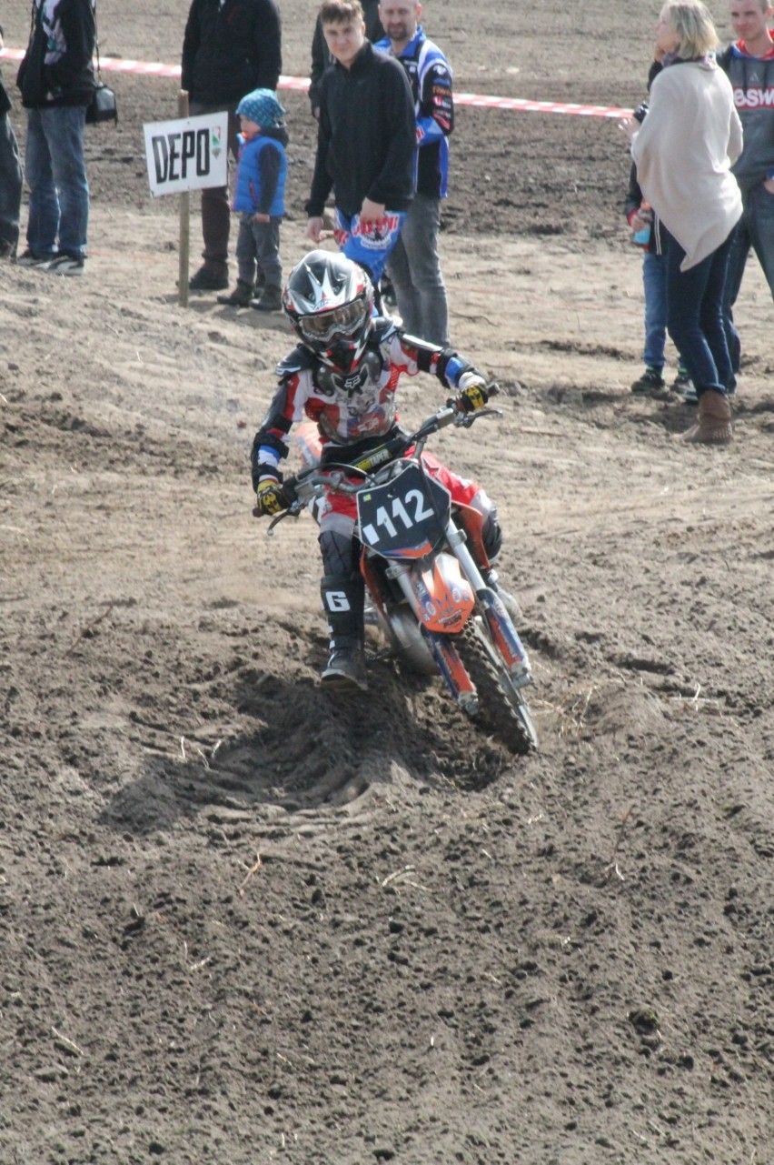 Mistrzostwa motocross w Dąbrowie Górniczej [FOTO]