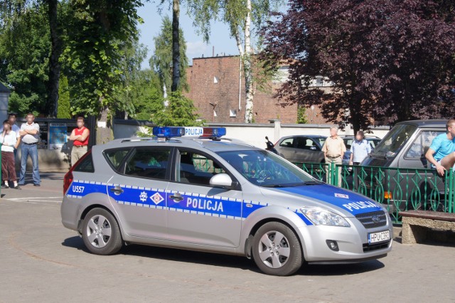 Policjanci co tydzień zatrzymują wielu pijanych kierowców