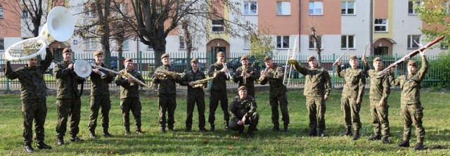 Orkiestra Wojska Obrony Terytorialnej podczas pierwszych prób. Więcej na kolejnych slajdach.