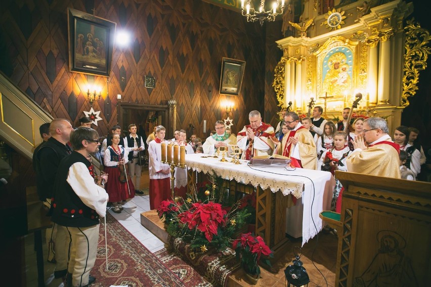 Góralska Pasterka w Żabnicy 2016 [ZDJĘCIA]