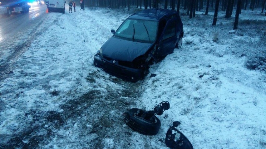 Powiat nowotomyski: Sypnęło śniegiem i wypadkami