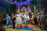 Dzieci z Przedszkola nr 4 w Łęczycy wystawiły spektakl "Dzikie Łabędzie"[GALERIA!]