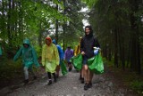 Akcja Czyste Tatry. Mimo deszczu tysiące wolontariuszy ruszyło na szlaki zbierać śmieci