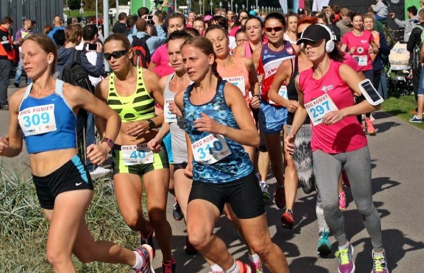 Bieg Kobiet 2015 w Gdyni [ZDJĘCIA]. Rywalizacja w damskim wydaniu