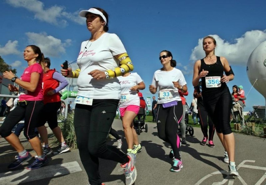 Bieg Kobiet 2015 w Gdyni [ZDJĘCIA]. Rywalizacja w damskim wydaniu